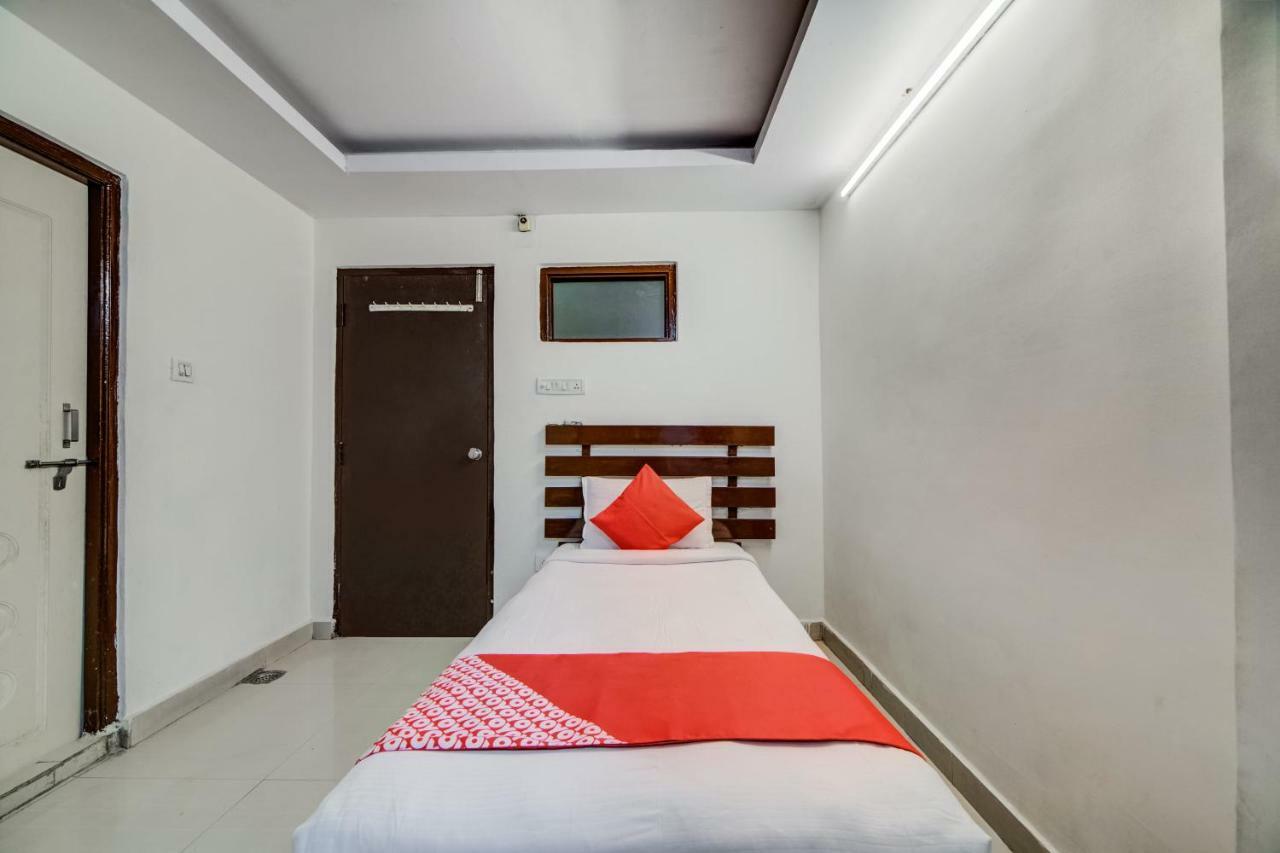 Oyo 33504 Ananda